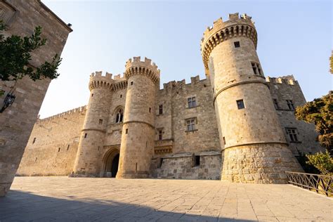 A tour of the medieval Old Town of Rhodes .